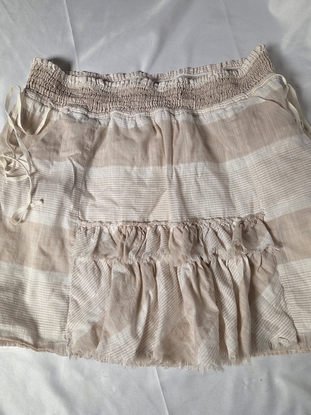 Banana Republic Beige and Cream Striped Tiered‎ Skirt Size 6